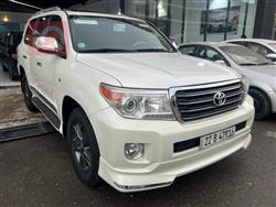 تويوتا لاندكروزر